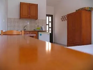 Kostas 2* Szidári